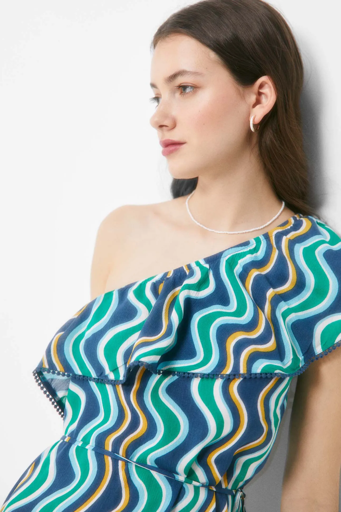 Vestido Midi Escote Asimetrico Estampado