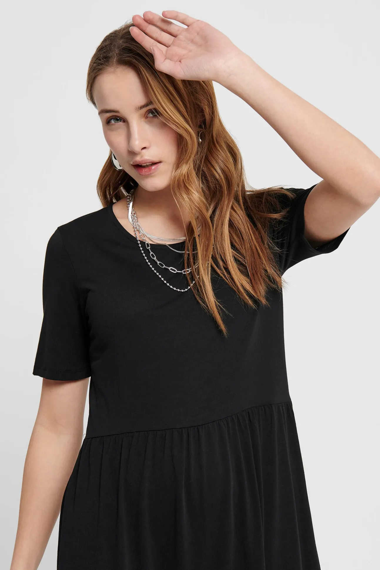 Vestido Midi Manga Corta