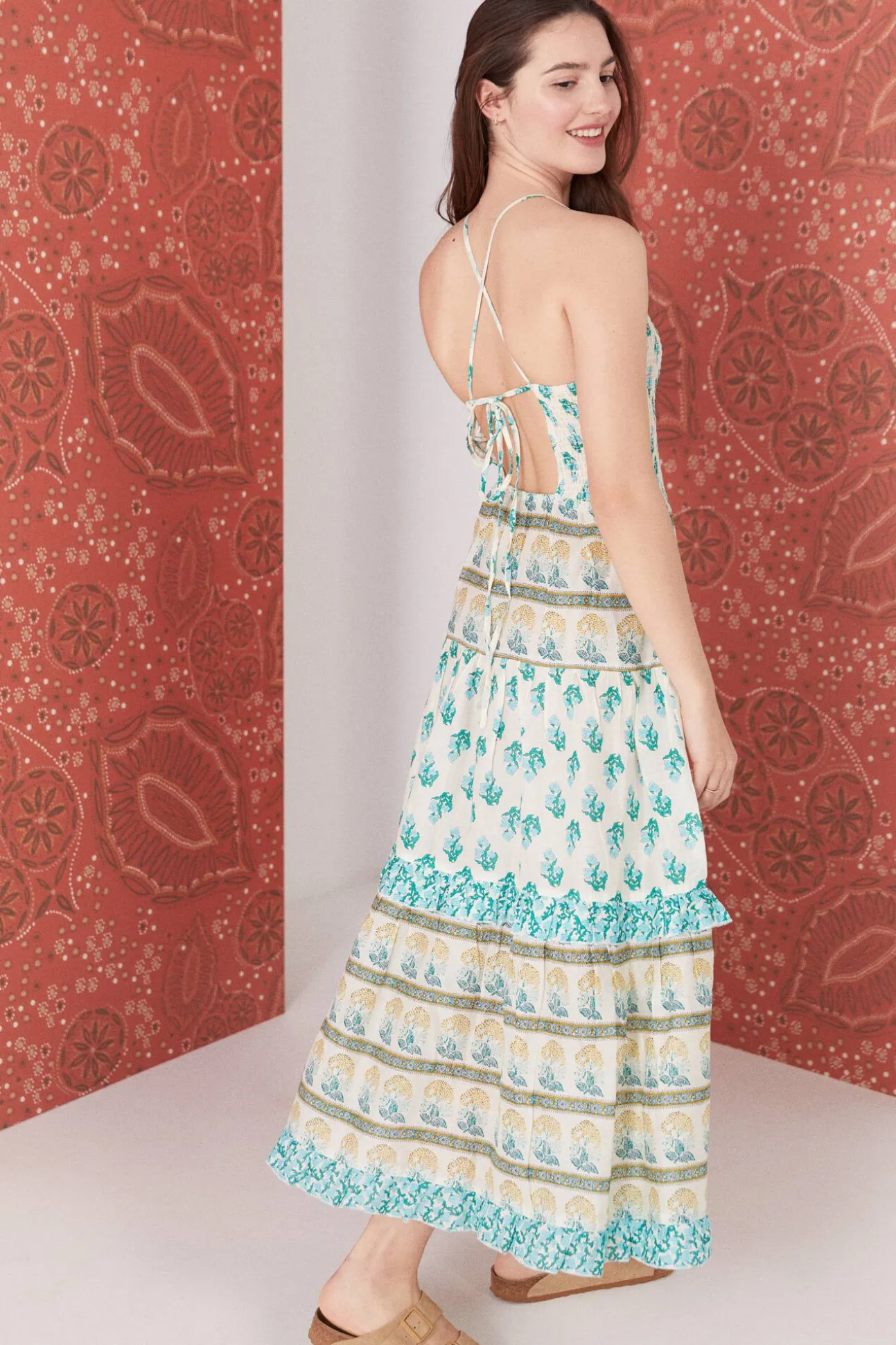 Vestido Midi Nido De Abeja