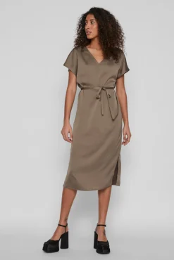 Vestido Midi Satinado De Manga Corta