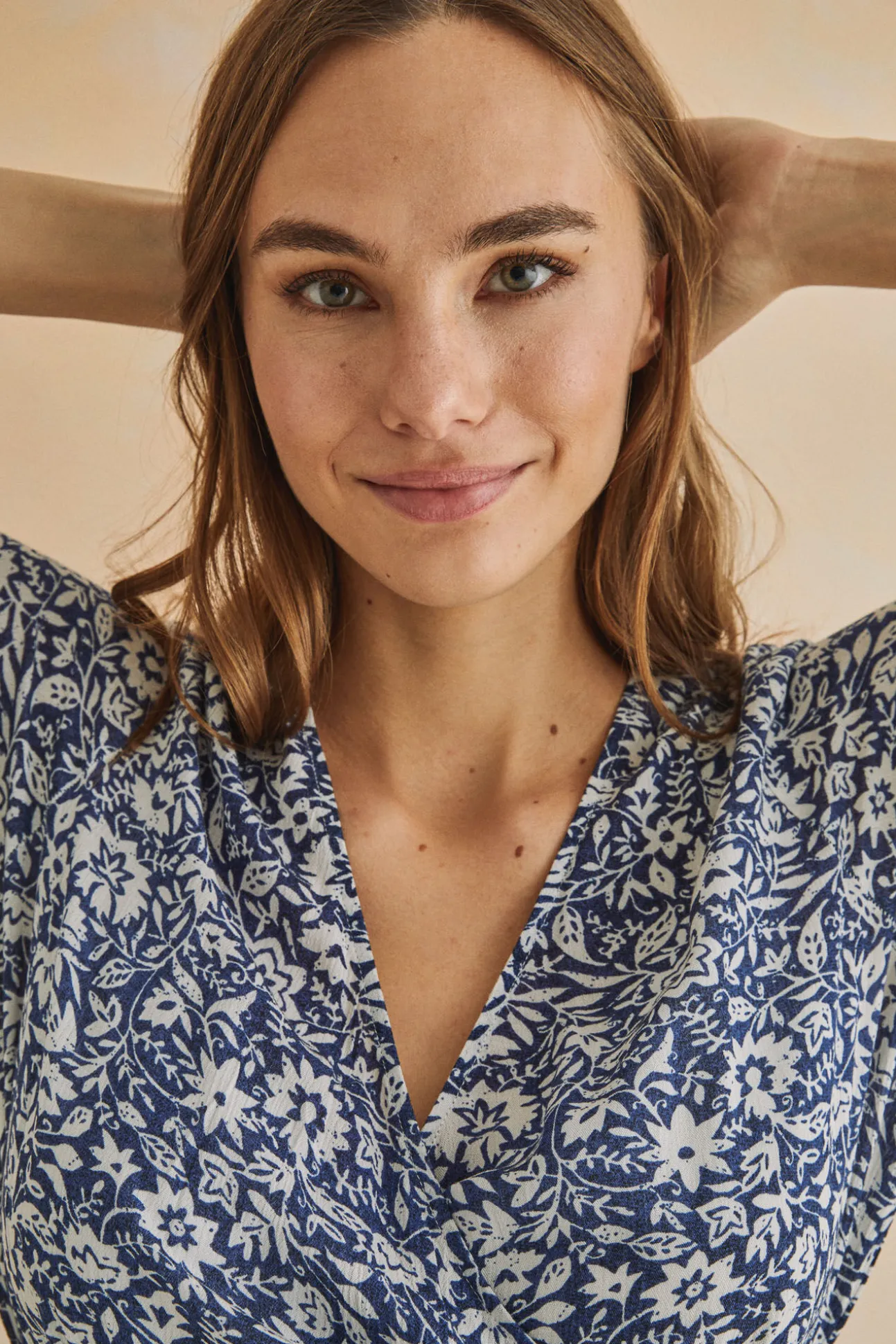 Vestido Midi Volantes Azul