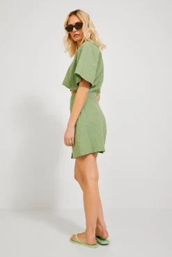 Vestido Mini Camisero Cut Out