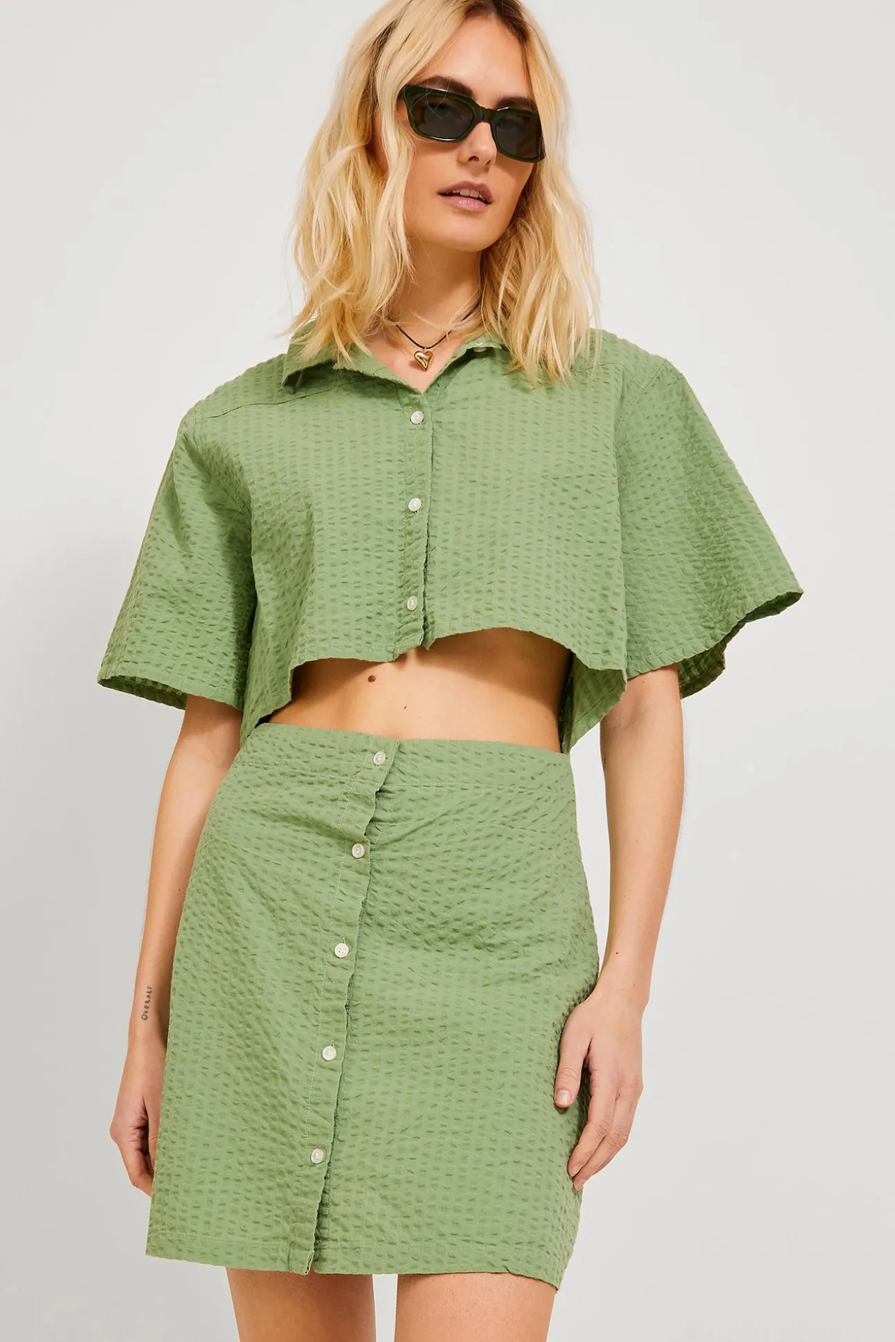 Vestido Mini Camisero Cut Out