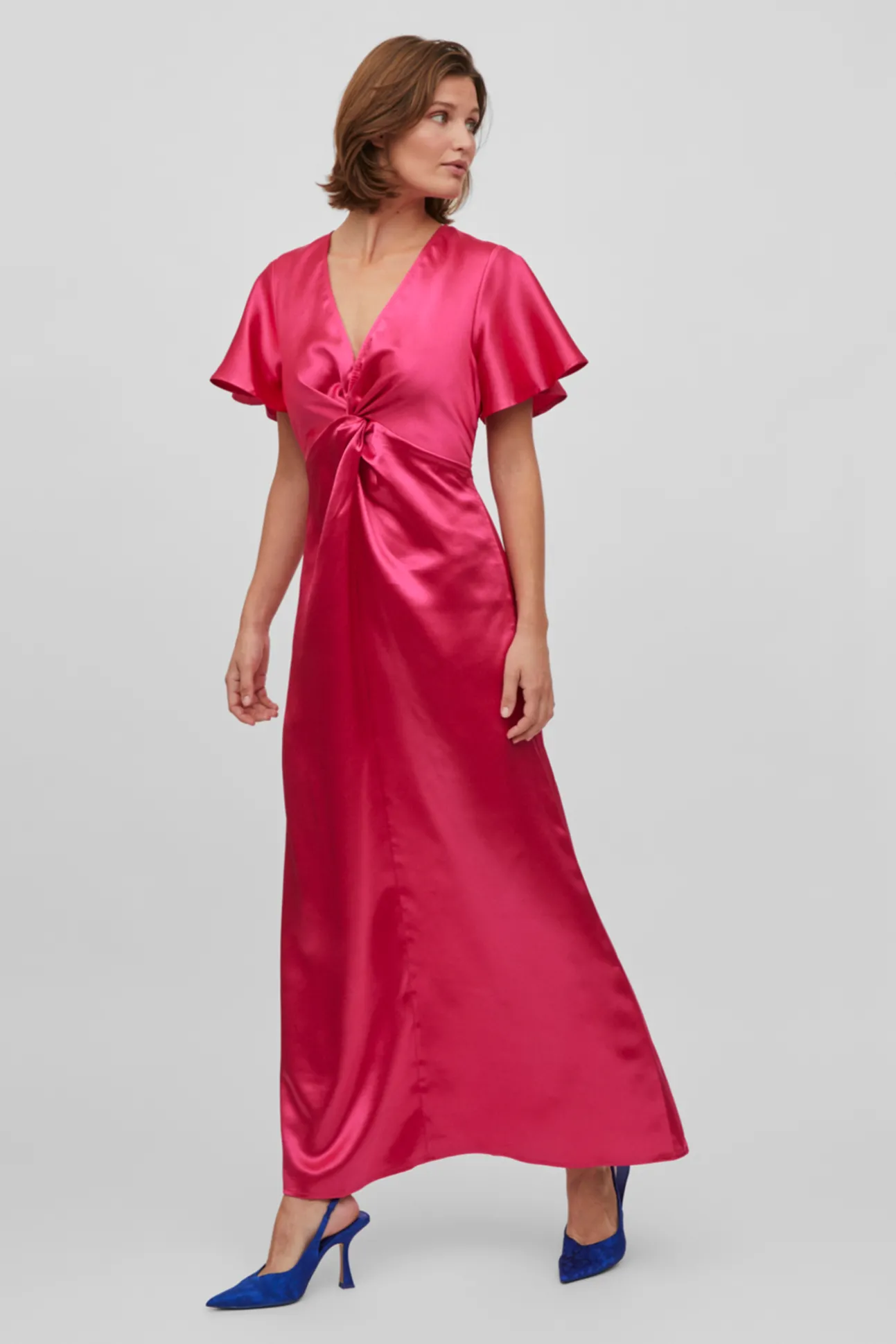 Vestido Satinado De Manga Corta