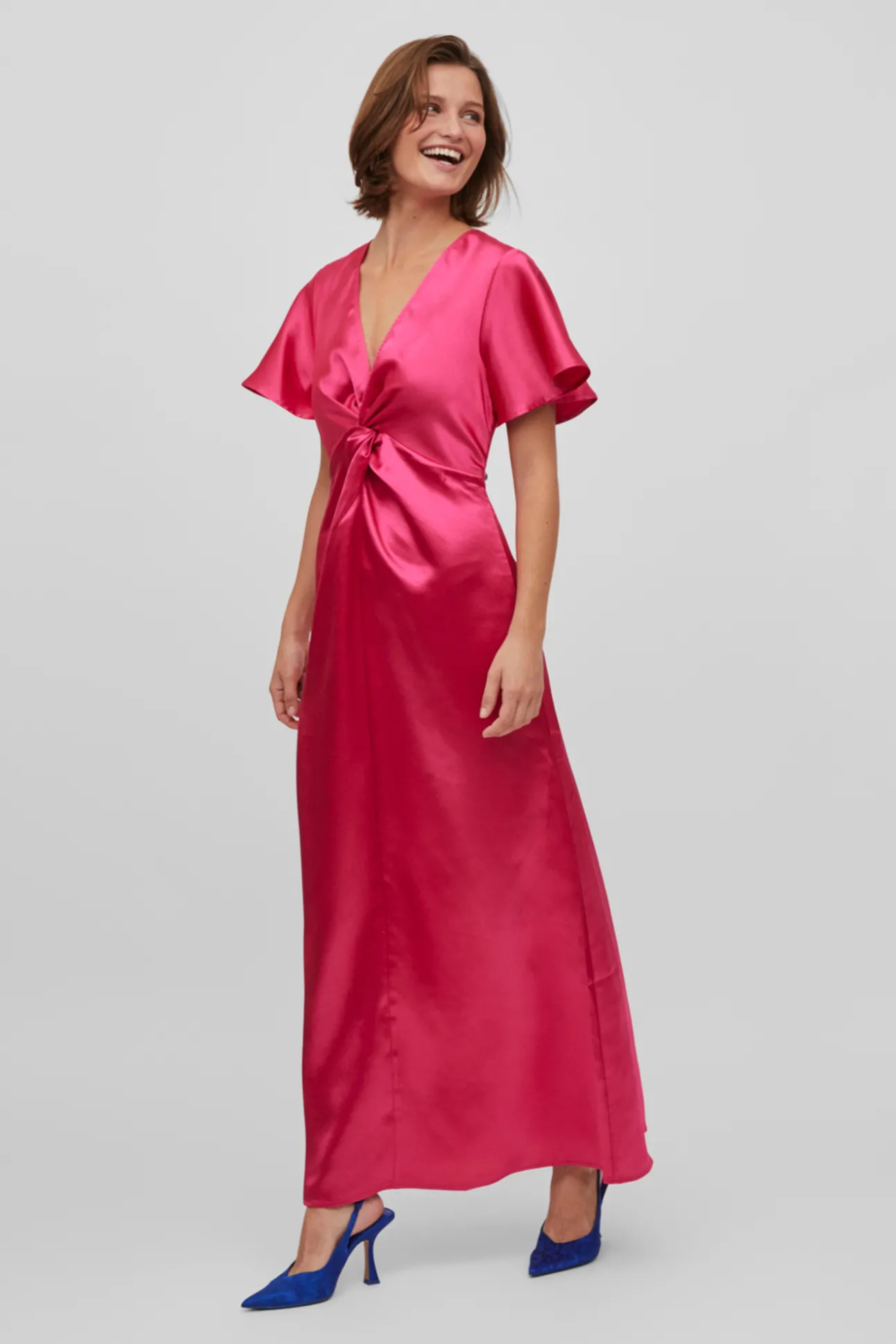 Vestido Satinado De Manga Corta